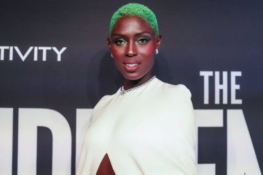İngiliz aktris ve model Jodie Turner-Smith, 1 Kasım 2022 'de Manhattan, New York, New York, ABD' de düzenlenen IPIC Fulton Market NYC Tiyatrosu 'nda düzenlenen İzafiyet Medyası ve Tavuskuşu' nun 