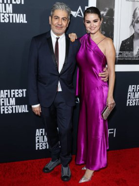 Alek Keshishian ve Selena Gomez 2022 AFI Festivalinde - Orijinal Elma Filmlerinin Dünya Açılış Gecesi Filmleri 'Selena Gomez: My Mind And Me' 2 Kasım 2022 'de Hollywood, Los Angeles, Kaliforniya, ABD' deki TCL Çin Tiyatrosu IMAX 'da gerçekleştirildi.