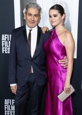 Alek Keshishian ve Selena Gomez 2022 AFI Festivalinde - Orijinal Elma Filmlerinin Dünya Açılış Gecesi Filmleri 'Selena Gomez: My Mind And Me' 2 Kasım 2022 'de Hollywood, Los Angeles, Kaliforniya, ABD' deki TCL Çin Tiyatrosu IMAX 'da gerçekleştirildi.