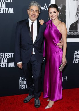 Alek Keshishian ve Selena Gomez 2022 AFI Festivalinde - Orijinal Elma Filmlerinin Dünya Açılış Gecesi Filmleri 'Selena Gomez: My Mind And Me' 2 Kasım 2022 'de Hollywood, Los Angeles, Kaliforniya, ABD' deki TCL Çin Tiyatrosu IMAX 'da gerçekleştirildi.