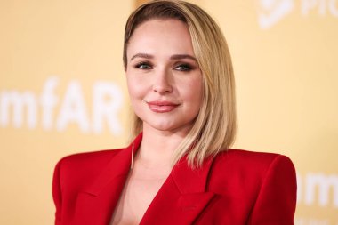 Hayden Panettiere, Los Angeles Pasifik Tasarım Merkezi 'nde düzenlenen 2022 amfAR galasına 3 Kasım 2022' de Batı Hollywood, Los Angeles, ABD 'de ulaşır..