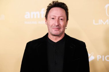 Julian Lennon, 3 Kasım 2022 'de Batı Hollywood, Los Angeles, ABD' deki Pasifik Tasarım Merkezi 'nde düzenlenen 2022 amfAR galasına geldi.. 