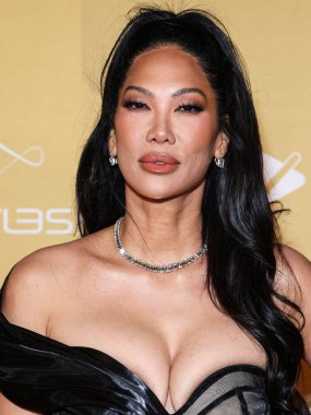 Kimora Lee Simmons, Los Angeles 'taki 2022 amfAR galasına 3 Kasım 2022' de Batı Hollywood, Los Angeles, ABD 'deki Pasifik Tasarım Merkezi' nde ulaştı.. 
