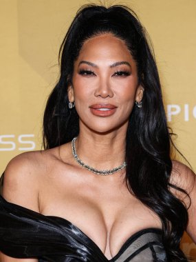 Kimora Lee Simmons, Los Angeles 'taki 2022 amfAR galasına 3 Kasım 2022' de Batı Hollywood, Los Angeles, ABD 'deki Pasifik Tasarım Merkezi' nde ulaştı.. 