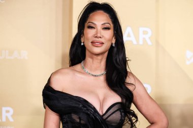 Kimora Lee Simmons, Los Angeles 'taki 2022 amfAR galasına 3 Kasım 2022' de Batı Hollywood, Los Angeles, ABD 'deki Pasifik Tasarım Merkezi' nde ulaştı.. 