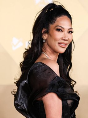Kimora Lee Simmons, Los Angeles 'taki 2022 amfAR galasına 3 Kasım 2022' de Batı Hollywood, Los Angeles, ABD 'deki Pasifik Tasarım Merkezi' nde ulaştı.. 