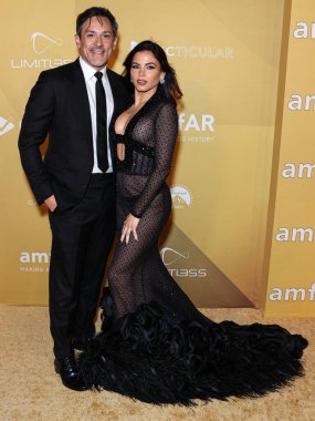 Steve Kazee ve kız arkadaşı Jenna Dewan, Los Angeles 'taki 2022 amfAR galasına 3 Kasım 2022' de Batı Hollywood, Los Angeles, ABD 'de düzenlenen Pasifik Tasarım Merkezi' ne geldiler.. 