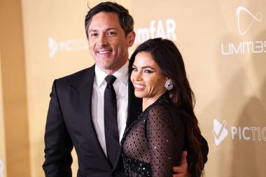 Steve Kazee ve kız arkadaşı Jenna Dewan, Los Angeles 'taki 2022 amfAR galasına 3 Kasım 2022' de Batı Hollywood, Los Angeles, ABD 'de düzenlenen Pasifik Tasarım Merkezi' ne geldiler.. 