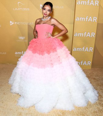 Tinashe, Los Angeles Pasifik Tasarım Merkezi 'nde düzenlenen 2022 amfAR Galası' na 3 Kasım 2022 'de Batı Hollywood, Los Angeles, ABD' de ulaştı.. 