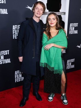 Alfie Allen ve Iris Allen, 4 Kasım 2022 'de Hollywood, Los Angeles, Kaliforniya, ABD' de düzenlenen TCL Çin Tiyatrosu IMAX 'te düzenlenen Universal Pictures She Said' in özel gösterimi olan 2022 AFI Festivali 'ne geldiler.. 