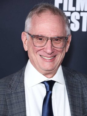 Irwin Reiter, 4 Kasım 2022 'de Hollywood, Los Angeles, Kaliforniya, ABD' deki TCL Çin Tiyatrosu IMAX 'te düzenlenen Evrensel Resimler' She Said 'in özel gösterimine geldi..