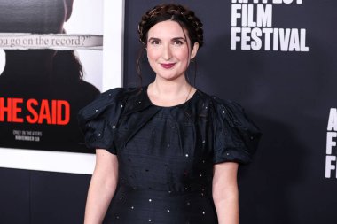 Laura Madden, 4 Kasım 2022 'de Hollywood, Los Angeles, Kaliforniya, ABD' deki TCL Çin Tiyatrosu IMAX 'te düzenlenen Evrensel Resimler' She Said 'in özel gösterimi olan 2022 AFI Festivali' ne geldi.. 