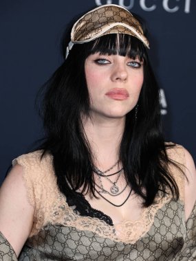 Billie Eilish, Gucci 'nin 5 Kasım 2022' de Los Angeles İlçe Sanat Müzesi 'nde yaptığı 11. LACMA Sanat + Film Galası 2022' ye geldi..