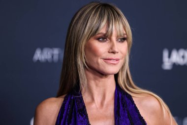 Heidi Klum, Gucci 'nin 5 Kasım 2022' de Los Angeles İlçe Sanat Müzesi 'nde yaptığı 11. LACMA Sanat + Film Galası 2022' ye geldi..