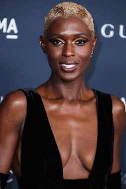 Jodie Turner-Smith, Gucci 'nin 5 Kasım 2022' de Los Angeles İlçe Sanat Müzesi 'nde düzenlediği 11. LACMA Sanat + Film Galası 2022' ye geldi..