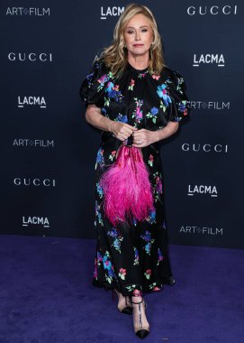 Kathy Hilton, 5 Kasım 2022 'de Los Angeles Eyalet Sanat Müzesi' nde düzenlenen Gucci tarafından sunulan 11. LACMA Sanat + Film Galası 'na geldi..