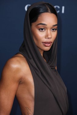 Laura Harrier, 5 Kasım 2022 'de Los Angeles County Sanat Müzesi' nde düzenlenen Gucci tarafından sunulan 11. LACMA Sanat + Film Galası 'na geldi..