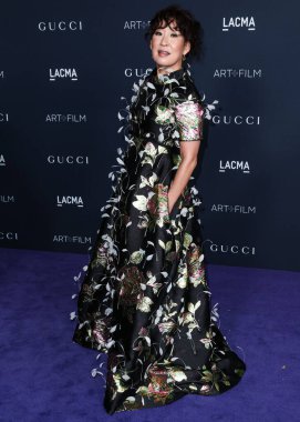 Sandra Oh, 5 Kasım 2022 'de Los Angeles Eyalet Sanat Müzesi' nde düzenlenen Gucci tarafından sunulan 11. LACMA Sanat + Film Galası 'na geldi..
