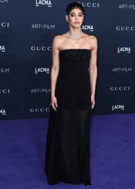 Sofya Boutella, Gucci 'nin 5 Kasım 2022' de Los Angeles İlçe Sanat Müzesi 'nde sunduğu 11. LACMA Sanat + Film Galası' na geldi..