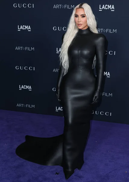 American Media Personality Socialite Businesswoman Kim Kardashian Wearing Balenciaga Arrives — Stock Photo, Image