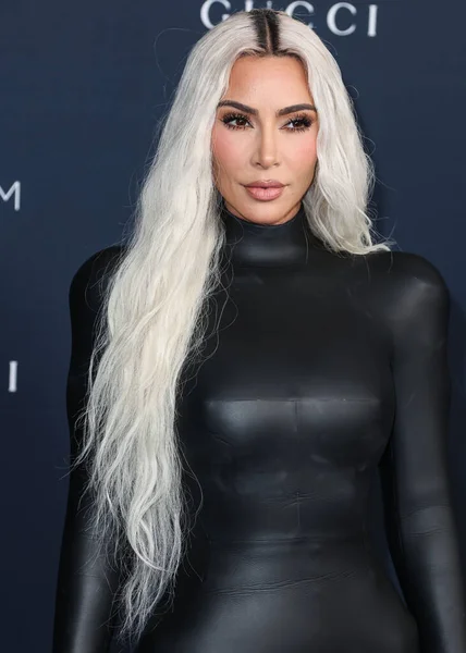 Personalidade Mídia Americana Socialite Empresária Kim Kardashian Vestindo Balenciaga Chega — Fotografia de Stock