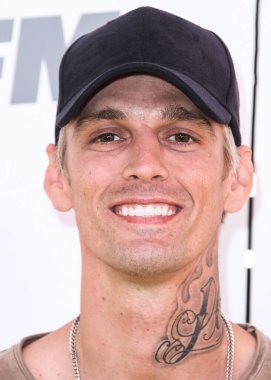 Aaron Carter 34 yaşında öldü. Backstreet Boys 'tan Nick Carter' ın eski çocuk pop şarkıcısı ve küçük kardeşi Aaron Carter 5 Kasım 2022 'de ölü bulundu. Amerikalı rapçi, şarkıcı ve aktör Aaron Carter (Aaron Charles Carter) 