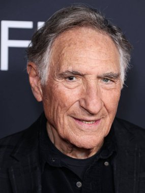 Amerikalı aktör Judd Hirsch, 6 Kasım 2022 'de TCL Çin Tiyatrosu IMAX' ta düzenlenen Universal Pictures 'ın Kapanış Gecesi Özel Gösterimi' ne geldi.. 