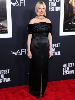 Tiffany ve Co. takılarını takan Amerikalı aktris Michelle Williams, 6 Kasım 2022 'de ABD' nin Hollywood kentinde düzenlenen TCL Çin Tiyatrosu IMAX 'ta düzenlenen Universal Pictures' ın Kapanış Gecesi Özel Gösterimi 'ne geldi.