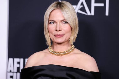 Tiffany ve Co. takılarını takan Amerikalı aktris Michelle Williams, 6 Kasım 2022 'de ABD' nin Hollywood kentinde düzenlenen TCL Çin Tiyatrosu IMAX 'ta düzenlenen Universal Pictures' ın Kapanış Gecesi Özel Gösterimi 'ne geldi.
