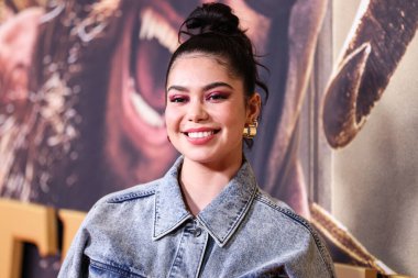 Amerikalı aktris ve şarkıcı Auli Cravalho, Netflix 'in' Slumberland 'inin Los Angeles Premiere of Netflix' in Westfield Century City 15 'te 9 Kasım 2022' de ABD 'nin Century City, Los Angeles, Kaliforniya' da düzenlenen galasına geldi..