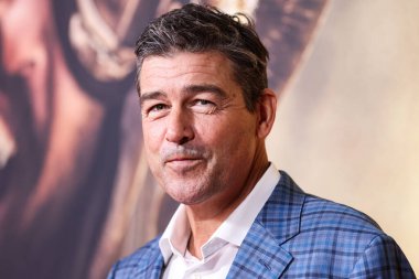 Amerikalı aktör Kyle Chandler, Netflix 'in' Slumberland 'inin Los Angeles prömiyerine 9 Kasım 2022' de Westfield Century City 'de düzenlenen AMC Century City 15' te ulaştı..