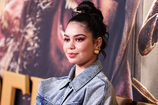 Amerikalı aktris ve şarkıcı Auli Cravalho, Netflix 'in' Slumberland 'inin Los Angeles Premiere of Netflix' in Westfield Century City 15 'te 9 Kasım 2022' de ABD 'nin Century City, Los Angeles, Kaliforniya' da düzenlenen galasına geldi..