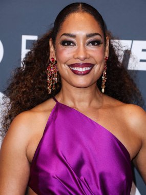 Amerikalı aktris Gina Torres, 13 Kasım 2022 'de Century City, Los Angeles, Kaliforniya' da düzenlenen Fairmont Century Plaza Oteli 'nde düzenlenen Latin Sinema ve Televizyonu' nun 2..