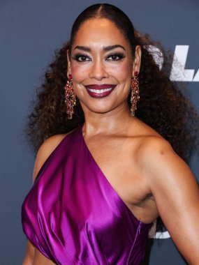 Amerikalı aktris Gina Torres, 13 Kasım 2022 'de Century City, Los Angeles, Kaliforniya' da düzenlenen Fairmont Century Plaza Oteli 'nde düzenlenen Latin Sinema ve Televizyonu' nun 2..