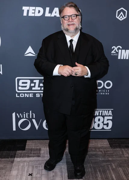 Μεξικανός Σκηνοθέτης Guillermo Del Toro Φτάνει Στο Critics Choice Associations — Φωτογραφία Αρχείου