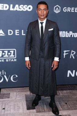 Porto Riko 'lu televizyon oyuncusu Ismael Cruz Crdova (Ismael Cruz Cordova), 13 Kasım 2022' de ABD 'nin Los Angeles kentindeki Fairmont Century Plaza Hotel' de düzenlenen Latin Sinema ve Televizyonunun Eleştirmen Seçimleri Dernekleri 2..