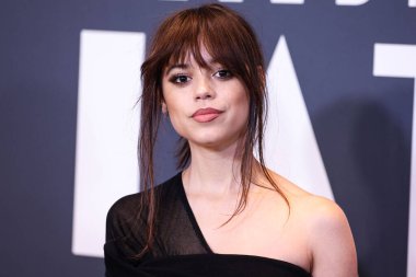 Amerikalı aktris Jenna Ortega, 13 Kasım 2022 'de Century City, Los Angeles, Kaliforniya, ABD' de düzenlenen Fairmont Century Plaza Oteli 'nde düzenlenen Latin Sinema ve Televizyonunun 2..