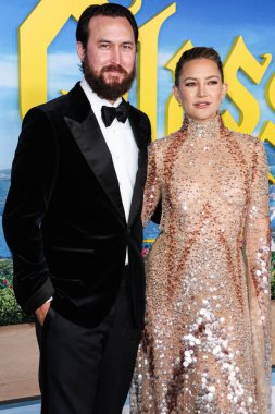 Danny Fujikawa ve Kate Hudson, Netflix 'in 