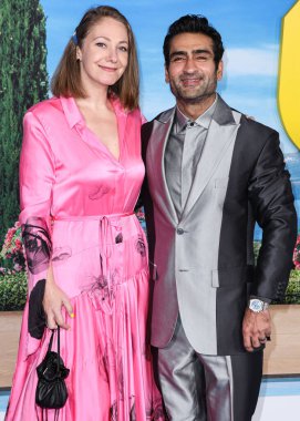 Emily V. Gordon ve Kumail Nanjiani, Netflix 'in 