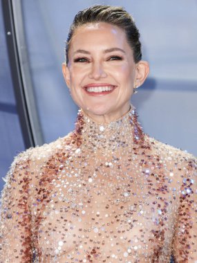 American actress Kate Hudson wearing Elie Saab FW22 Couture arrives at the Los Angeles Premiere Of Netflix's 'Glass Onion: A Knives Out Mystery' held at the Academy Museum of Motion Pictures on November 14, 2022 in Los Angeles, California clipart