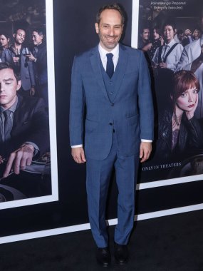 Amerikalı aktör ve televizyon yazarı Peter Grosz, 14 Kasım 2022 'de Manhattan, New York, ABD' de bulunan AMC Lincoln Meydanı 13 Tiyatrosu 'nda düzenlenen Searchlight Pictures' ın New York galasına geldi..