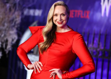 Gwendoline Christie, Netflix 'in Çarşamba günkü birinci sezonunun dünya prömiyerine 16 Kasım 2022' de Hollywood Lejyon Tiyatrosu 'ndaki Hollywood Amerikan Lejyonu 43. sezonunda geldi.. 