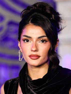 Noor Dabash, Netflix 'in' Çarşamba 'sezonunun dünya prömiyerine 16 Kasım 2022' de Hollywood Lejyon Tiyatrosu 'nda Hollywood Amerikan Lejyonu 43. sezonunda gerçekleştirildi.. 