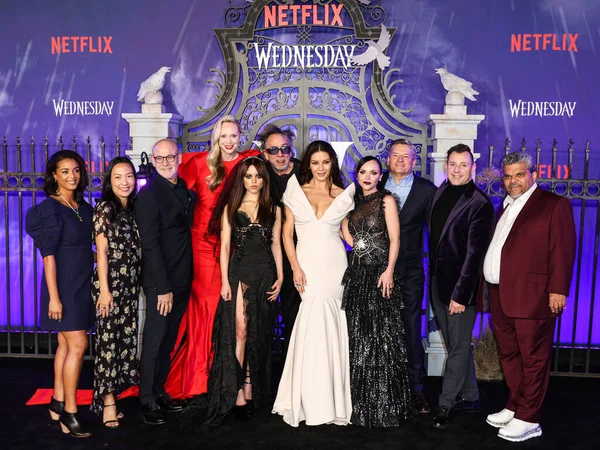 Актори Світовій Прем Єрі Першого Сезону Netflix Wednesday Голлівудському Легіоні — стокове фото