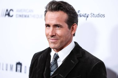 Kanadalı-Amerikalı aktör Ryan Reynolds, 17 Kasım 2022 'de Beverly Hilton Oteli' nde düzenlenen 36. Geleneksel Amerikan Sineması Ödülleri 'ne geldi..