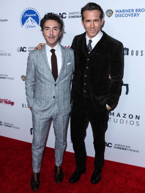 Shawn Levy ve Kanadalı-Amerikalı aktör Ryan Reynolds, 17 Kasım 2022 'de Beverly Hills, Los Angeles, Kaliforniya, ABD' deki The Beverly Hilton Hotel 'de düzenlenen 36..