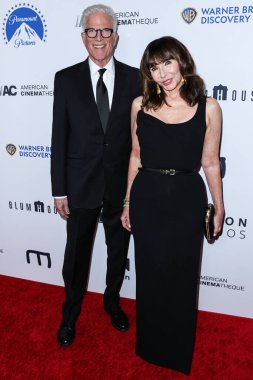 Amerikalı aktör Ted Danson ve eşi / Amerikalı aktris Mary Steenburgen, 17 Kasım 2022 'de Beverly Hills, Los Angeles, Kaliforniya, ABD' de düzenlenen 36.