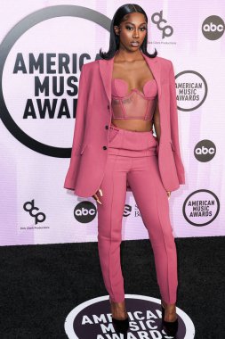 Flo Milli (Tamia Monique Carter), 20 Kasım 2022 'de Los Angeles, Kaliforniya' da Microsoft Theater 'da düzenlenen 2022 Amerikan Müzik Ödülleri' ne (50..