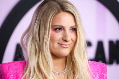 Meghan Trainor, 20 Kasım 2022 'de Los Angeles, Kaliforniya' da Microsoft Theater 'da düzenlenen 2022 Amerikan Müzik Ödülleri' ne (50..
