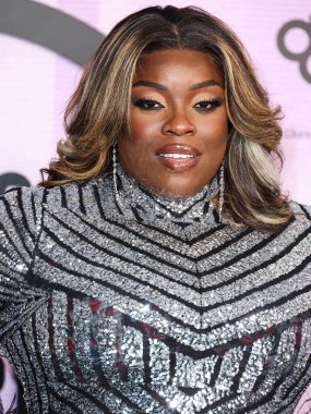 Yolanda Claire Quartey, 20 Kasım 2022 'de Los Angeles, Kaliforniya' da Microsoft Theater 'da düzenlenen 2022 Amerikan Müzik Ödülleri' ne (50..